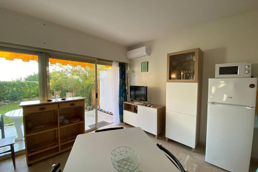 C037-Nice Studio With Garden And Parking - Near Beach Cannes Luaran gambar